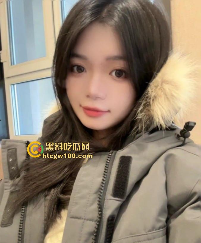 抖音网红『 一直丸』曝光，岭南职院清远校区陈佳怡靠旅拍上位，传言只要能带她旅游就能睡，现正陪金主哈尔滨狂欢！-3