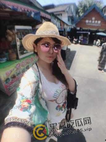 台湾松木科技员工【何雅婷】勾引上司 被男友爆出私密视频 童颜巨乳台妹 叫床都是嗲嗲的-8