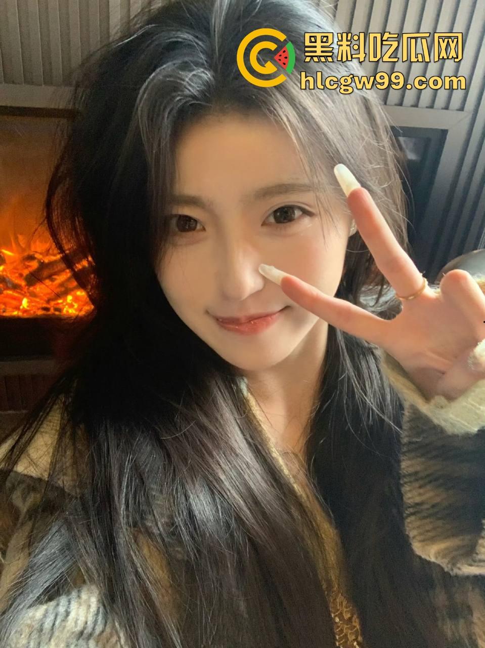 江西上饶线上撕X大战，小三短信嘴炮原配，舌战取胜却被曝光床照，这招不讲武德小三赢嘴炮却输脸面！-12