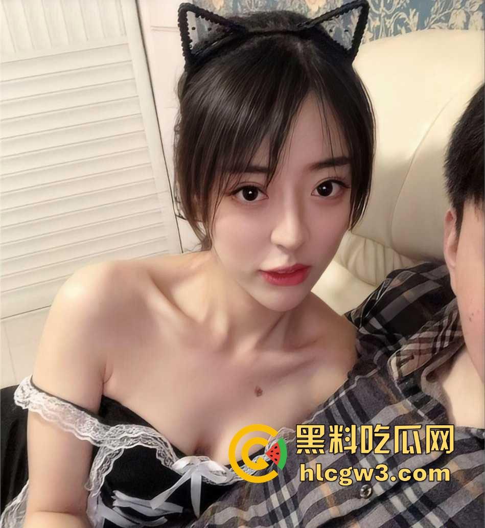 安徽梦飞传媒公司性感女主播 陈兰 婚内多次出轨 被老板狠狠输出秒变领导专属性奴！-5