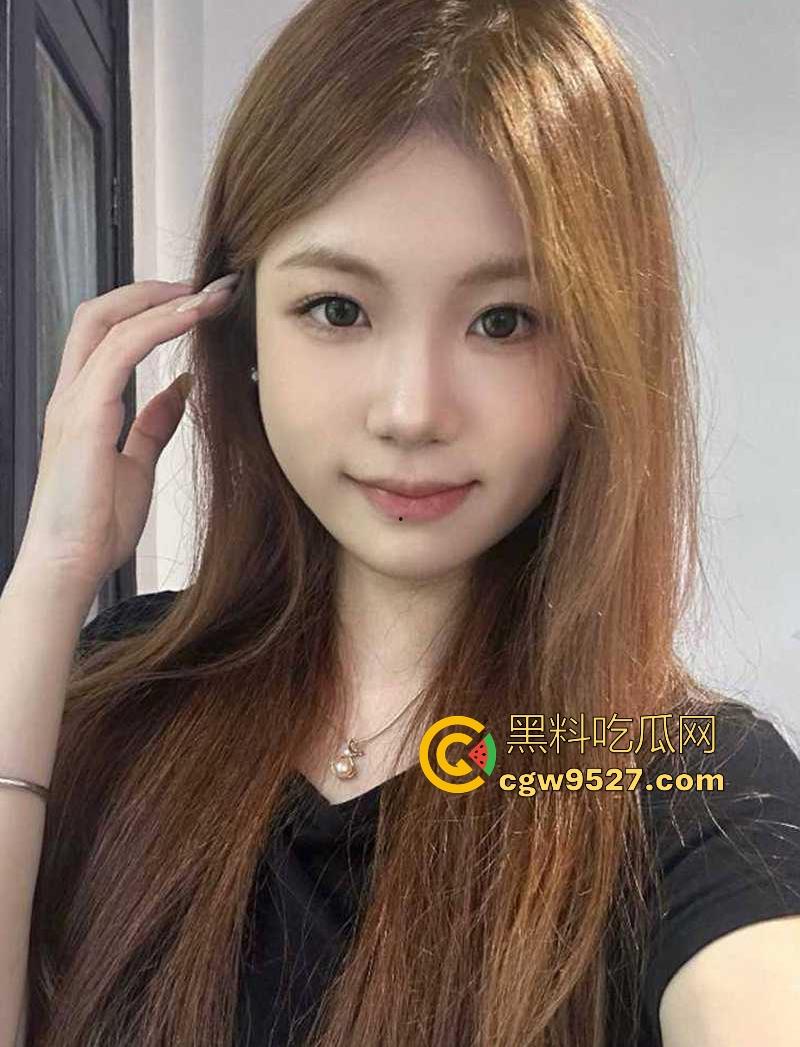 妻子偷情出轨被发现,绿帽男亲眼目睹做爱全过程,还玩骑乘,无套猛干,情夫居然还是同小区的!-8