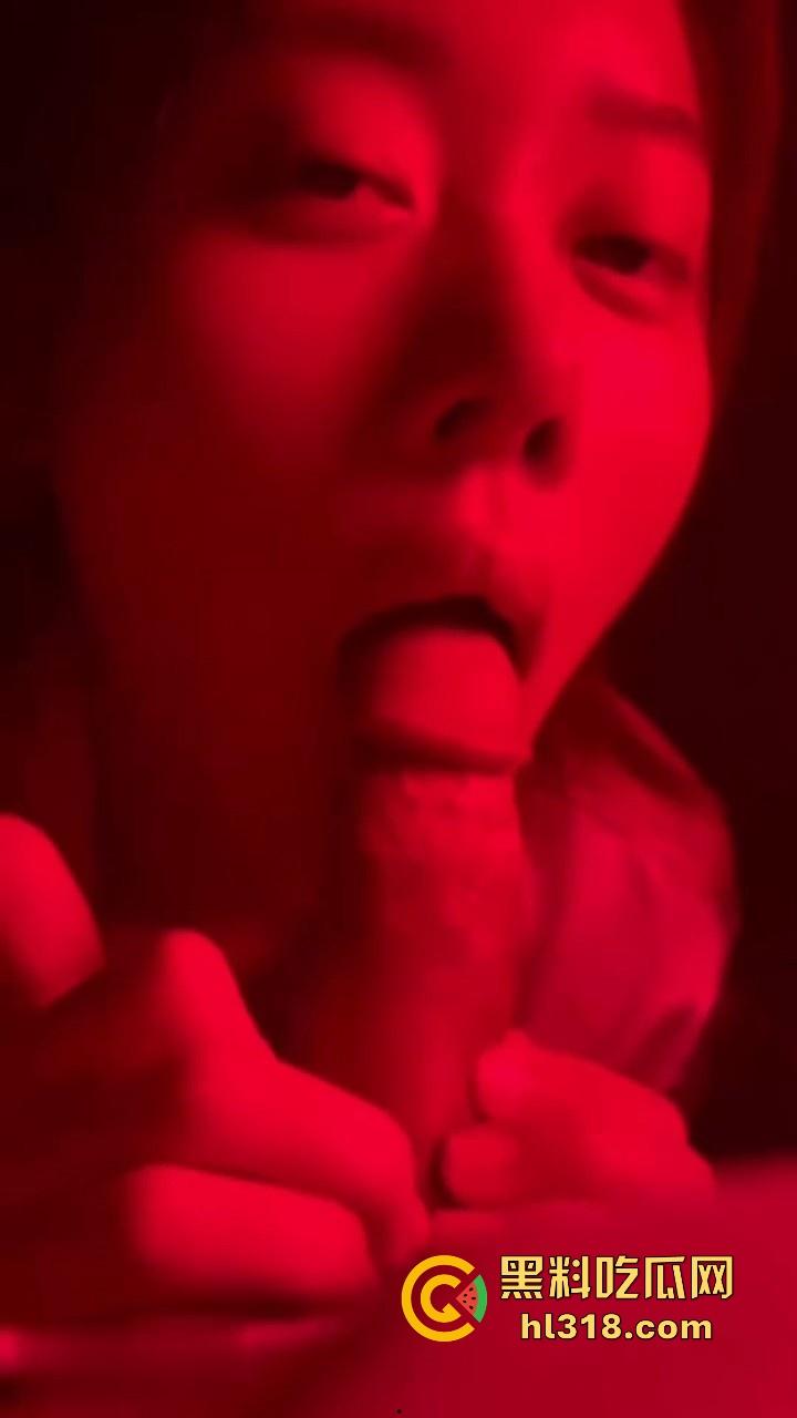 绝美御姐【林颖慧】性爱私拍曝光，高颜值尤物身材火辣，风骚勾人口活超绝，化身淫荡小兔子榨干你的精液！-2