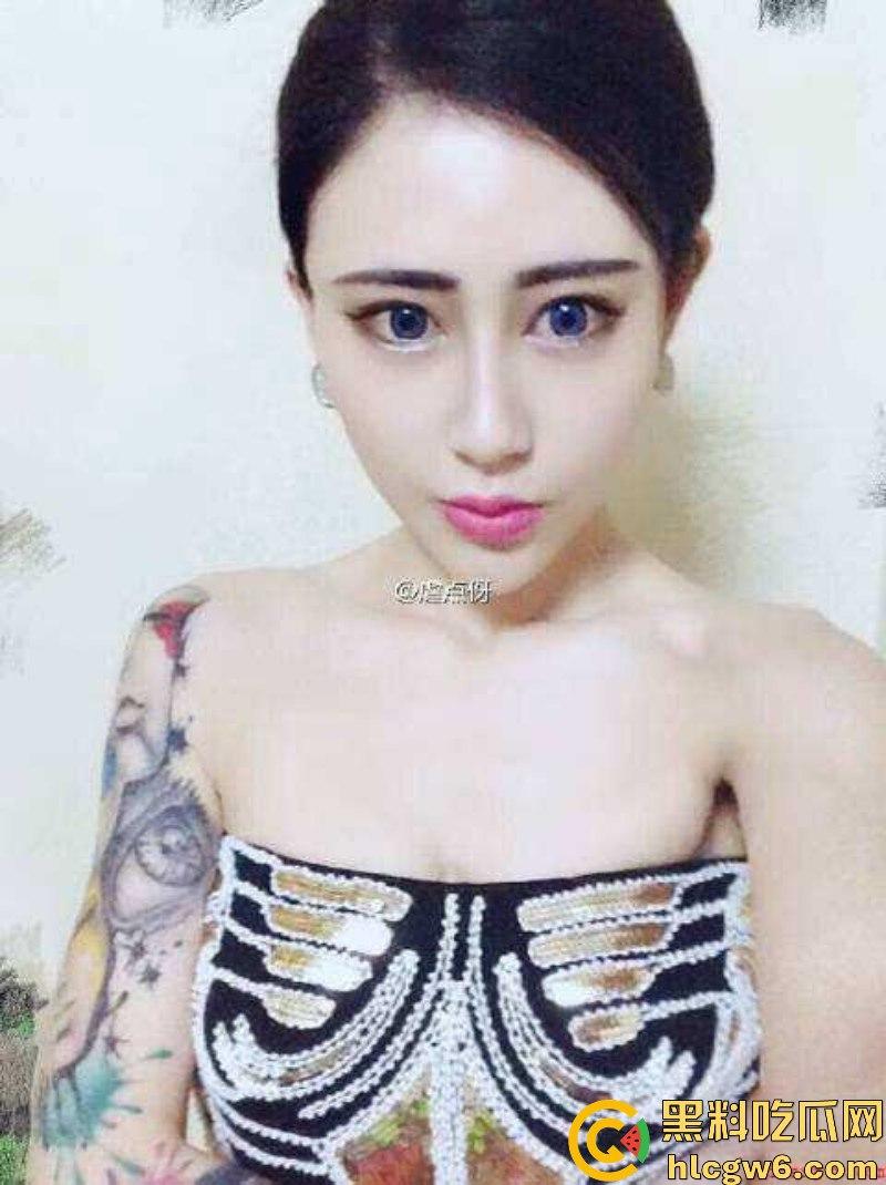 北京富婆贱母狗【汪丽颖】疾迷sm调教 激情邀请男人上门调教 主动舔脚操屁眼 聊天记录超骚!-11