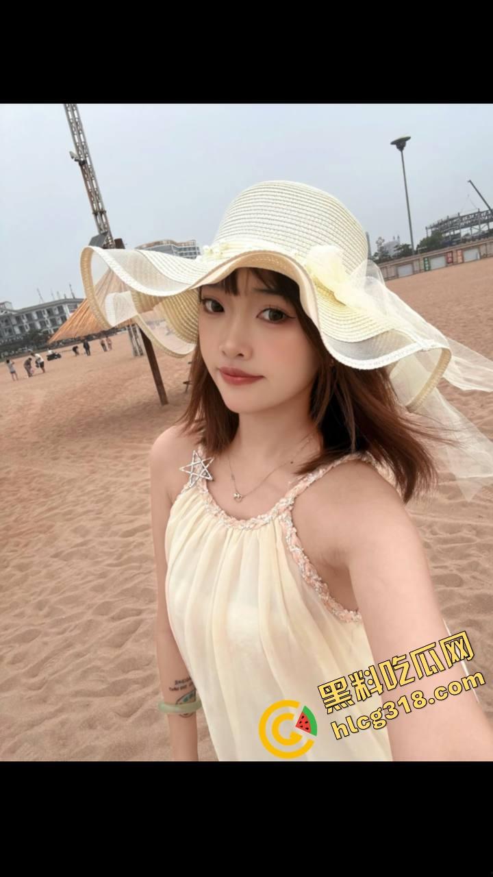 嫂子真是极品小母狗，活儿太野逼太紧，让人一操上瘾根本拔不出来，怪不得大哥天天吃生蚝韭菜！-1