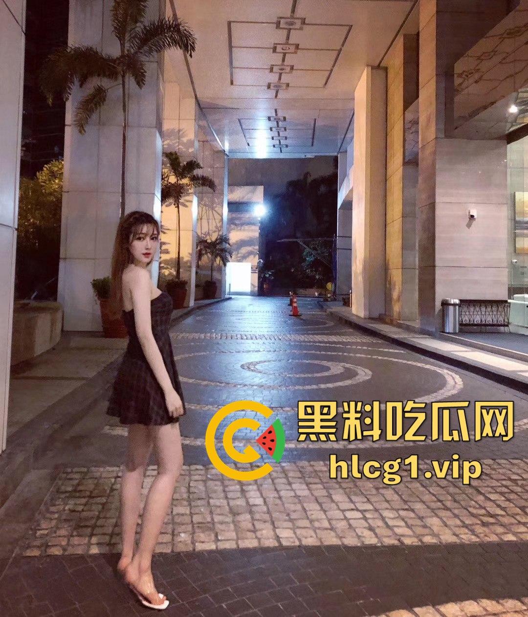 独家泄密！网红模特私密做爱自拍曝光：激情时刻全程录下，口爆、骑乘、疯狂吸吮让人目不转睛！-2