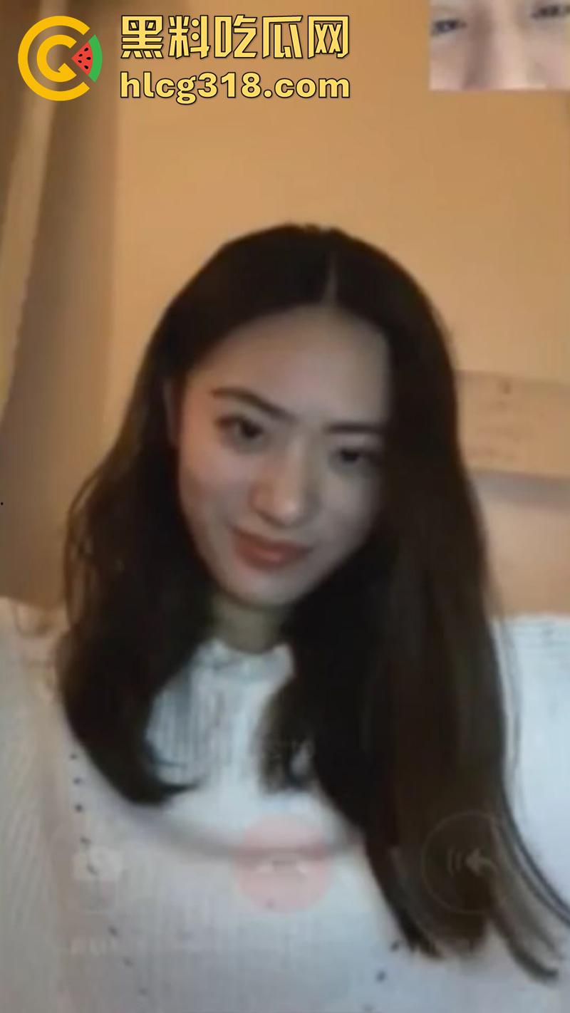 裸聊偷录御姐颜值女友，调教成听话的小母狗，浴室脱衣露奶勾引诱惑，分手后直接将其曝光！-3