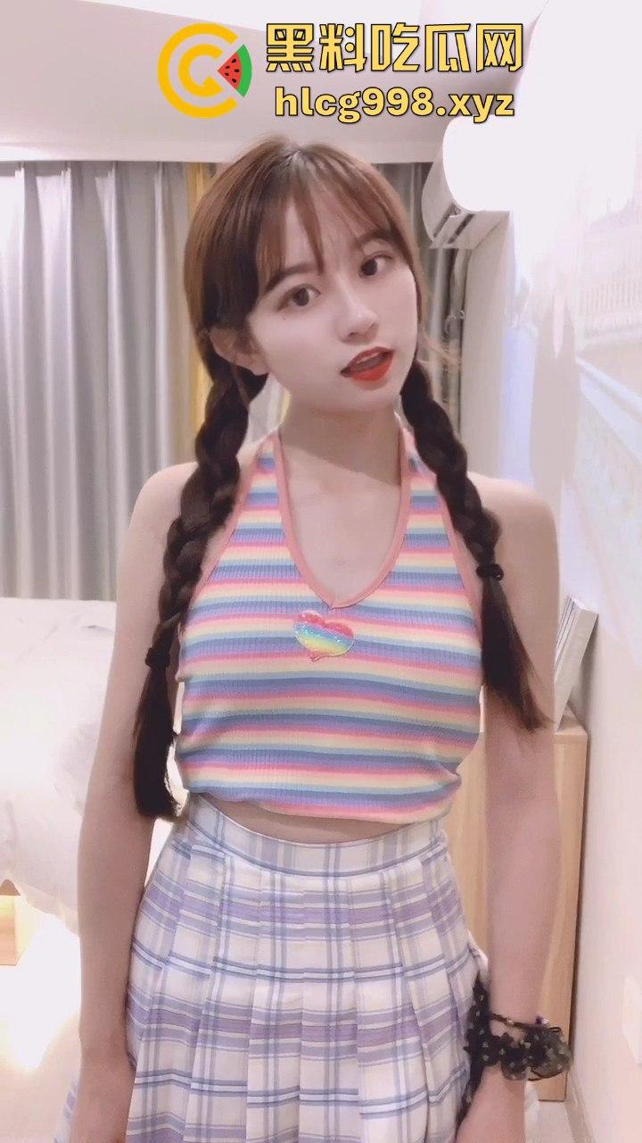 双马尾萝莉『不见星空』骚逼复出！闺蜜男友当道具任她操，双马尾扭腰后入，母狗天赋爆表！-4