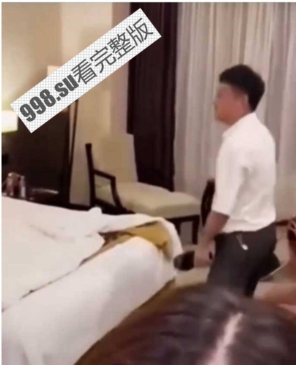 捉奸现场！ 震惊！妻子出轨老公表弟 被堵在酒店捉奸在床 真叔嫂情深！-2