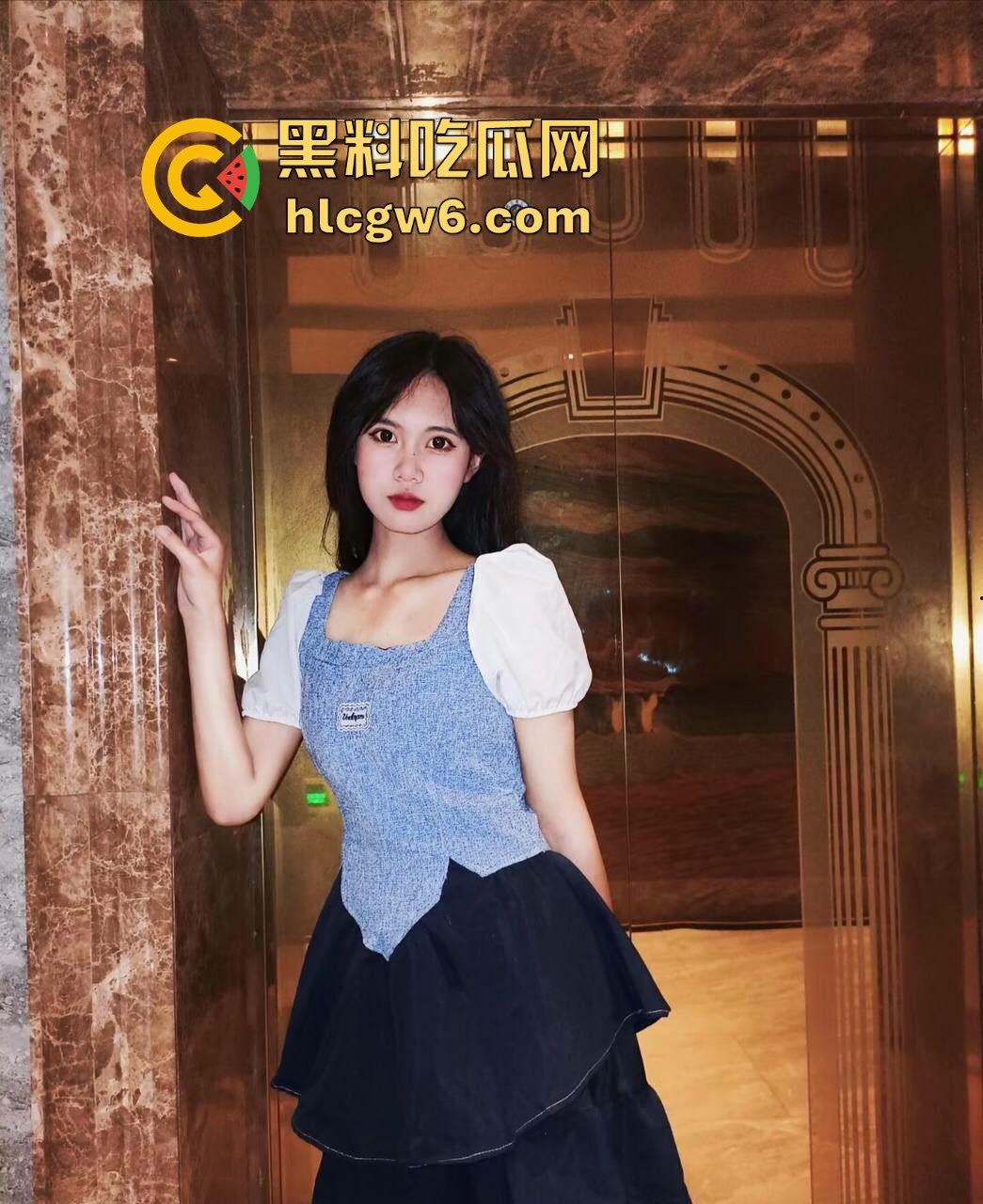 北京小情侣实习狗带劲!大四毕业刚进大厂就敢公厕开舔,回家脱光干到天亮,一晚上五次直接把女朋友腿干软!-3