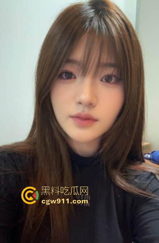 宁波工商学院巨乳母狗【赵瑜琳】舍友看综艺她直播扣逼自慰，淫语对话刺激炸裂，直接爱了！-2