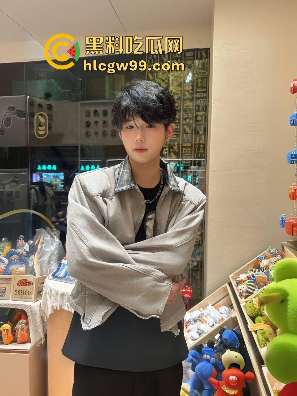 上海故事汇！上海男模【王志国】恋爱期间脚踏多船多次出轨，女友PPT长文控诉。-12