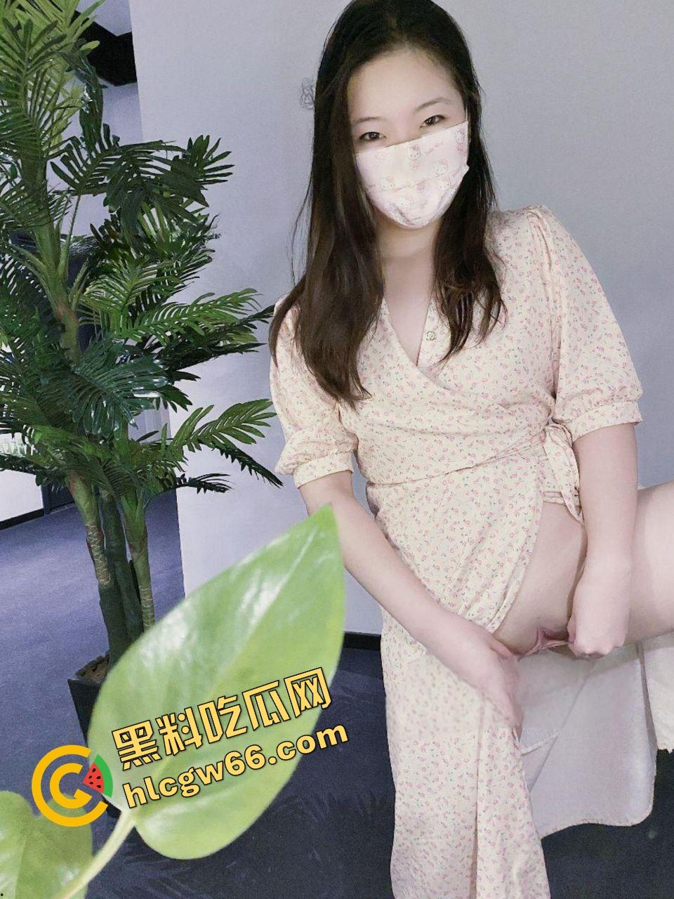 国产阴环少女重口翻车！骚穴套环锁紧开到发紫，乳头逼缝全戴金属拘环，母狗调教玩成环中环！-5