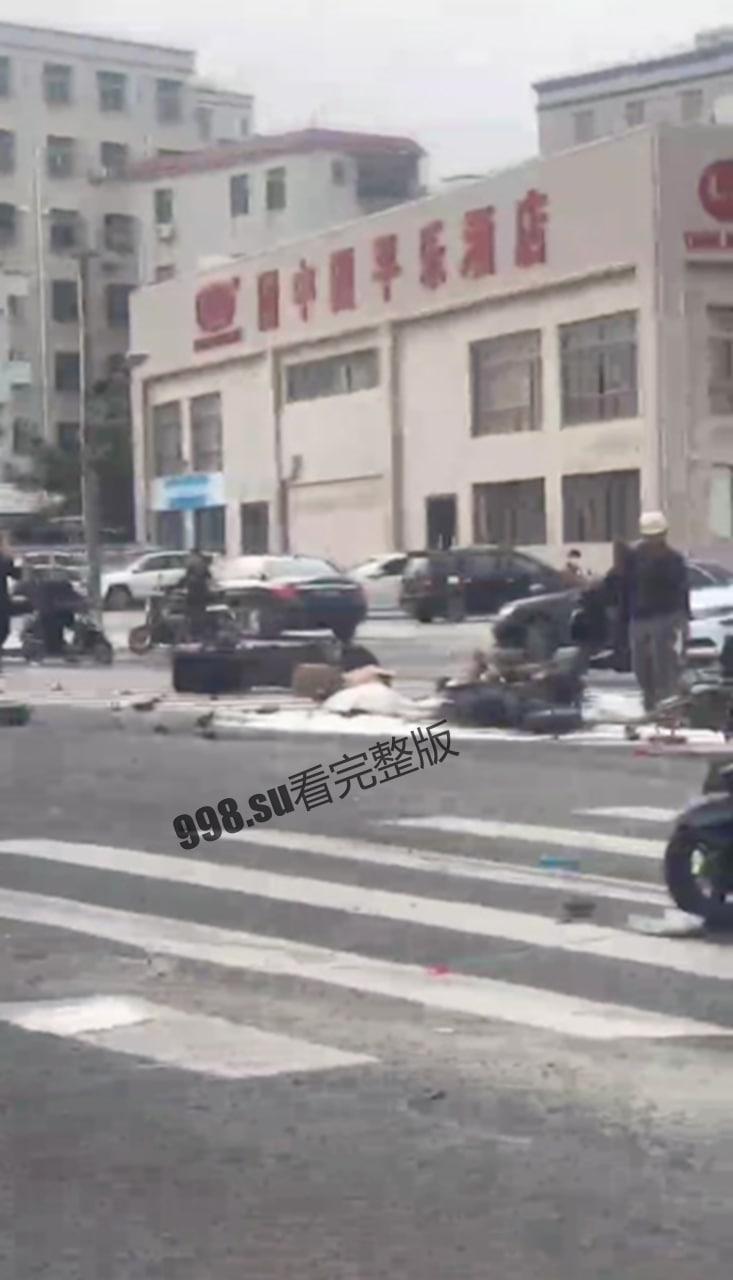 又见马路女杀手！监控拍下可怕一幕-3