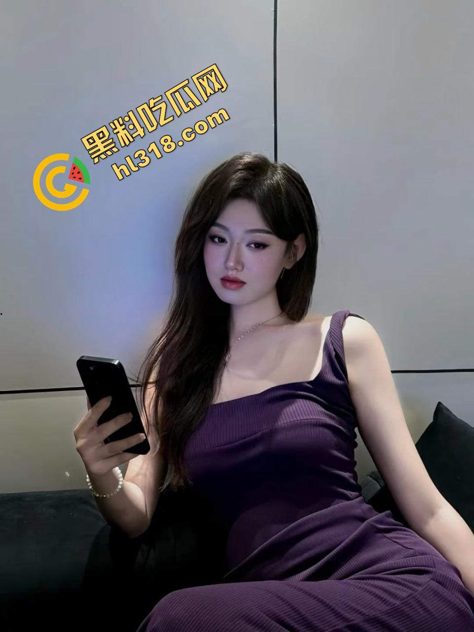 看电视时女友突然骑上来变身自动档，床上被丰乳肥臀暴摇榨精，这种体验哪个男人没幻想过？-2