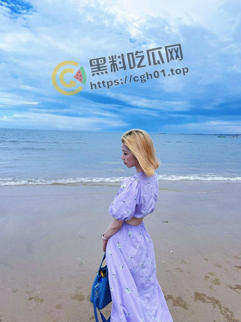 海南粉色头发精神小妹被流出 小穴比头发还粉嫩  浪叫着喷水把床单打湿-6