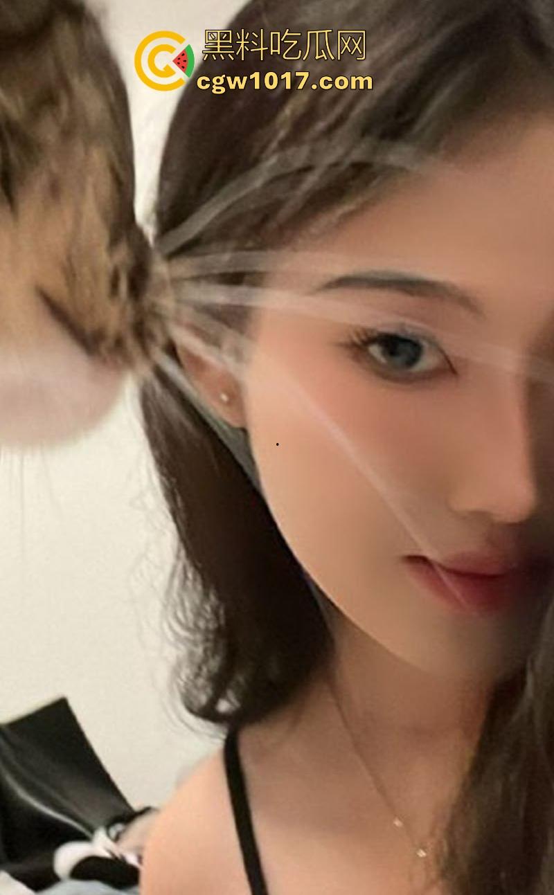 富二代约炮调教深圳极品车模,高颜值御姐化身小骚猫,SM捆绑足交贞操笼轮番上阵,白虎嫩穴无套狂操。很反差!-4