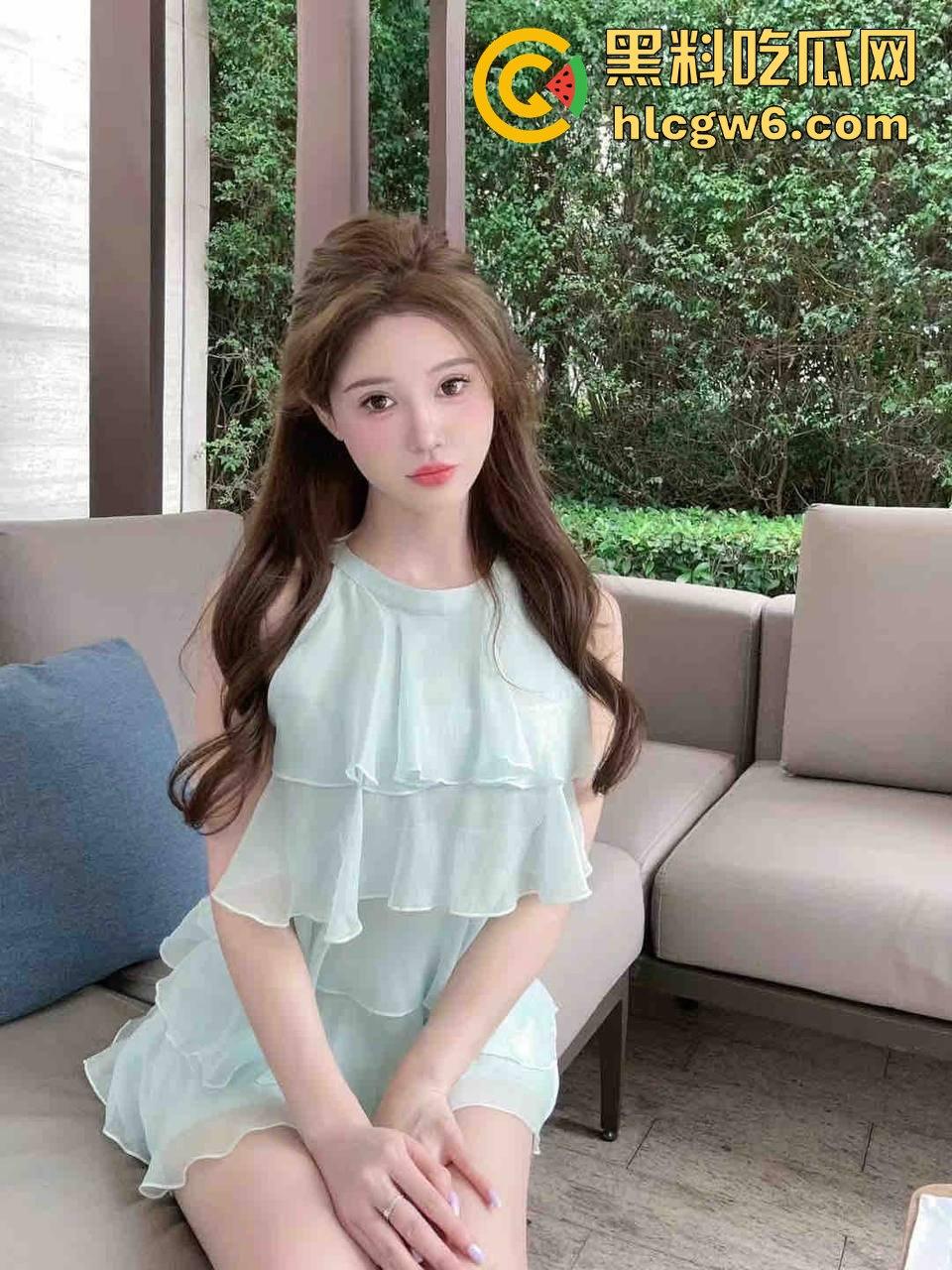 推特颜值御姐【鹿头】淫趴日常曝光,上海整容科技脸带小姐妹四男二女疯狂乱搞,鸡巴换一根又一根!-12