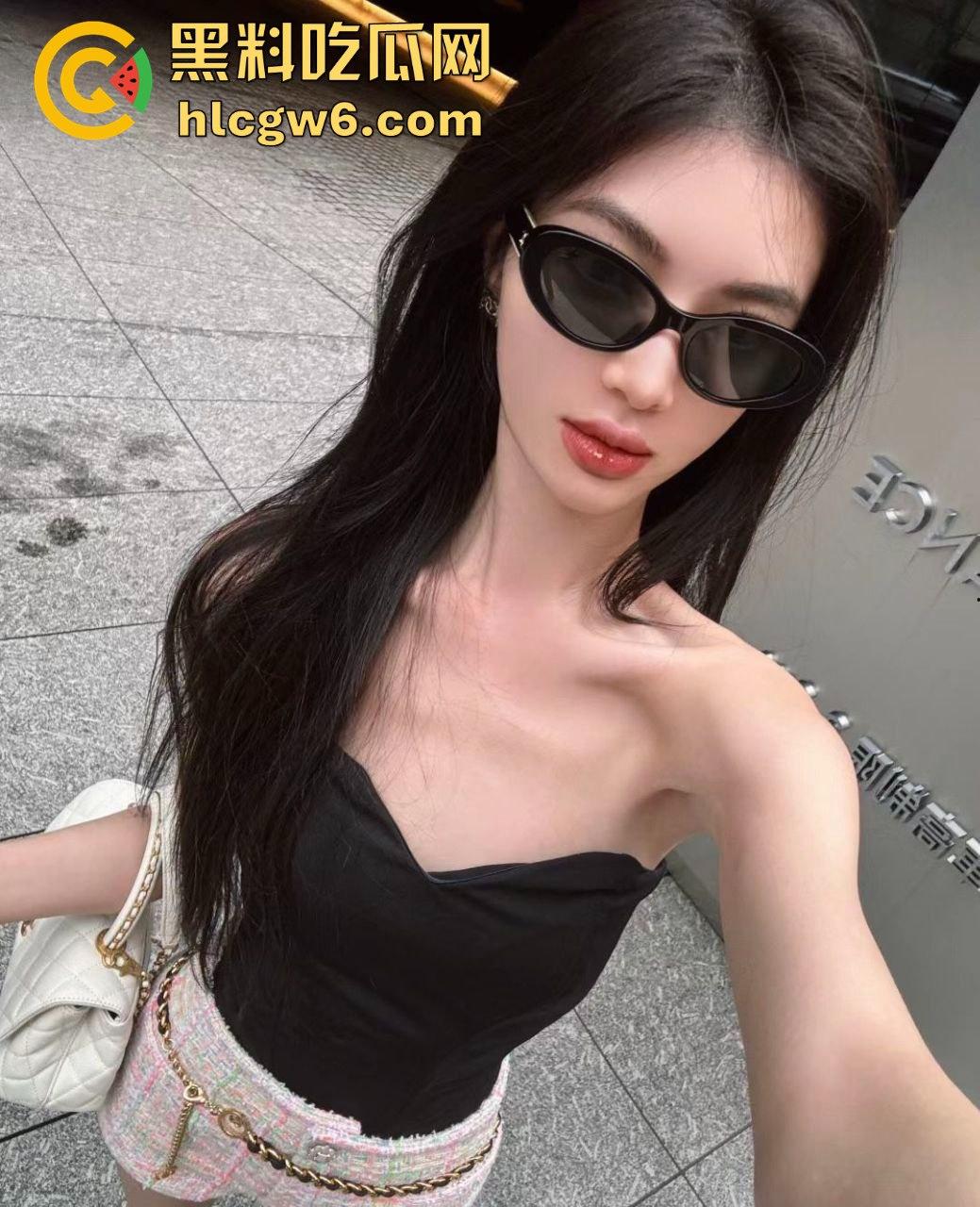 推特颜值御姐【鹿头】淫趴日常曝光,上海整容科技脸带小姐妹四男二女疯狂乱搞,鸡巴换一根又一根!-16