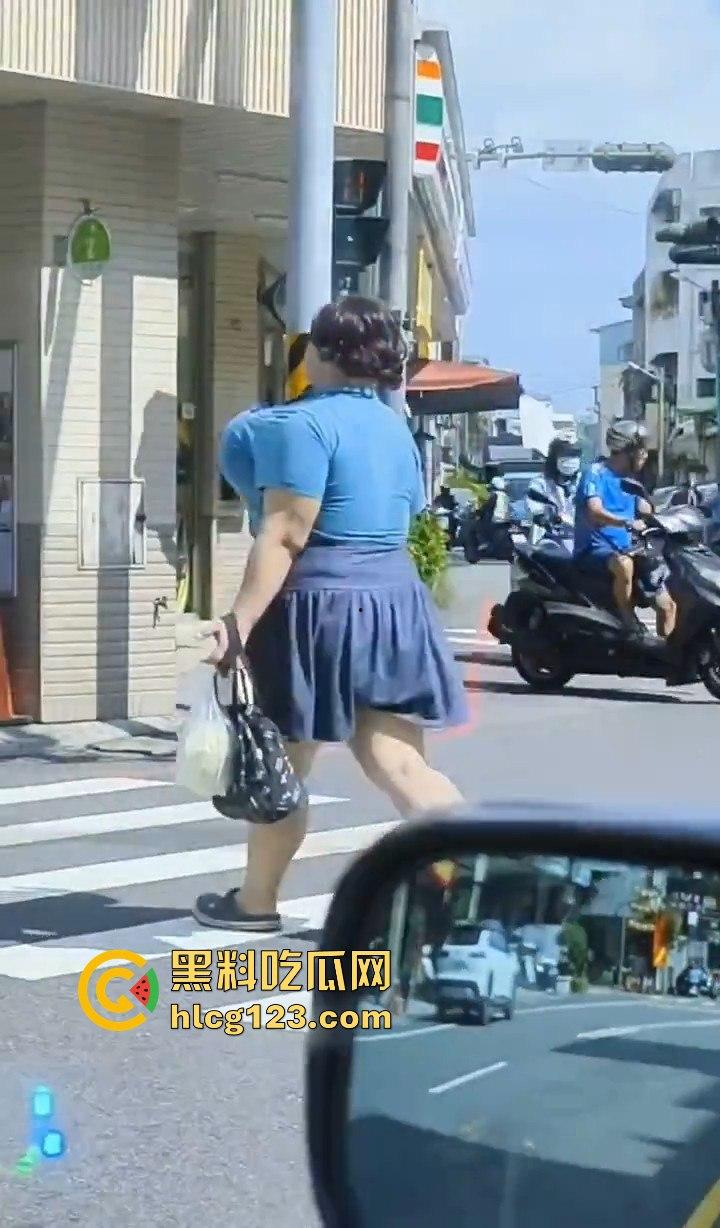 台湾坦克之王出动！胸大如篮球甩起来能砸晕人，瓜友有知道这是什么码的吗？-5