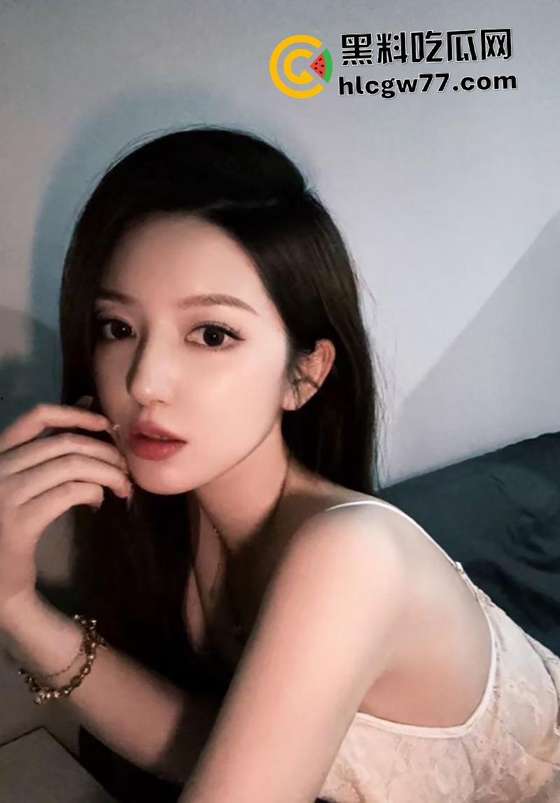 四川成都女主播【高洁】,被金主大价钱包养,不仅颜值高身材更是一流,这身材真让人眼馋!-1