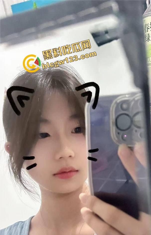 四川绵阳JK前女友私密片曝光『王涵宣』反差骚到爆,蜡烛皮鞭震动棒调教成精,淫叫像唱戏!-1