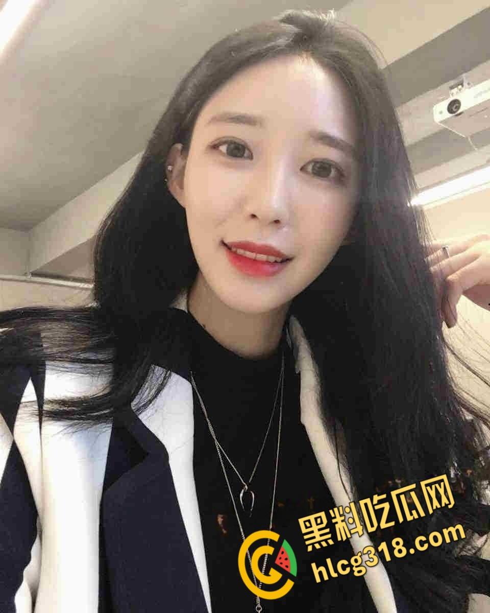 韩国人妻性感婚照,床上却骚浪无比,骑大哥肉棒狂扭不休,无套后入内射被猛操服帖 !-4