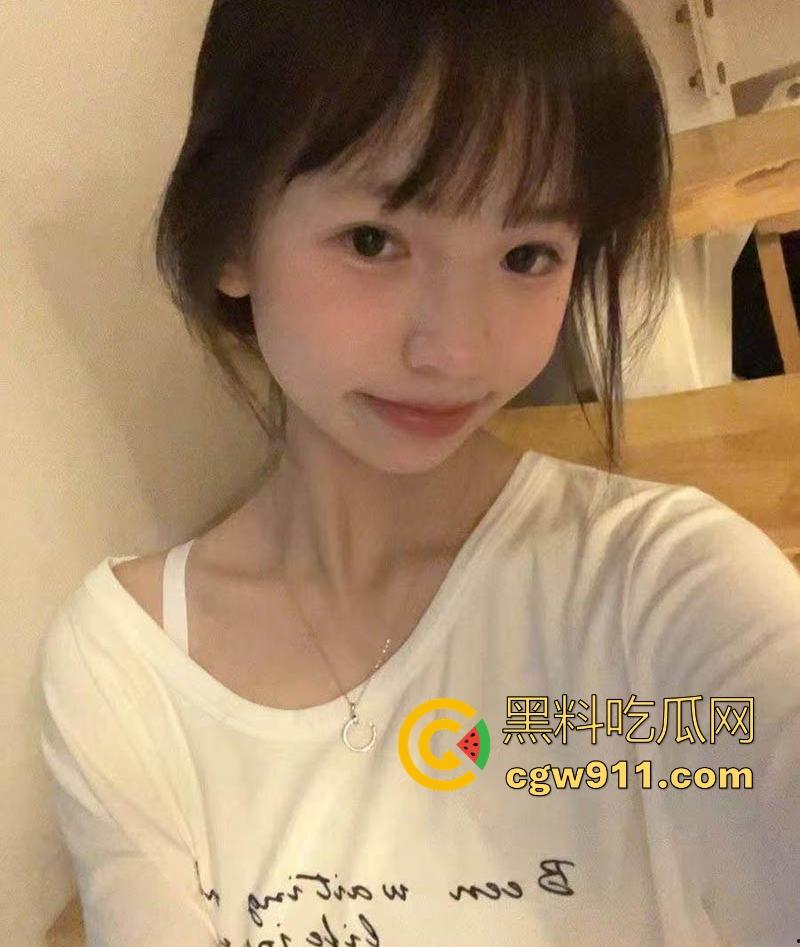 外表甜美内藏骚火,粉嫩三点,约炮高颜值清纯学妹【徐艺】全程露脸猛插,淫语连篇,简直骚到没边!-3