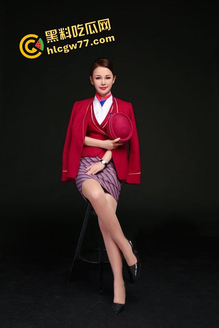 南航空姐变身福利姬，线下酒店金主狂干举牌互动，中出高清画面曝光，一炮5K比飞工资快多了！-7