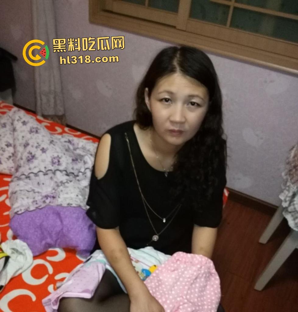 山东济宁老妈来经期不管三七二十一与儿子开房,爆菊加深喉,头发都没干就来帮儿子清理鸡巴!-1