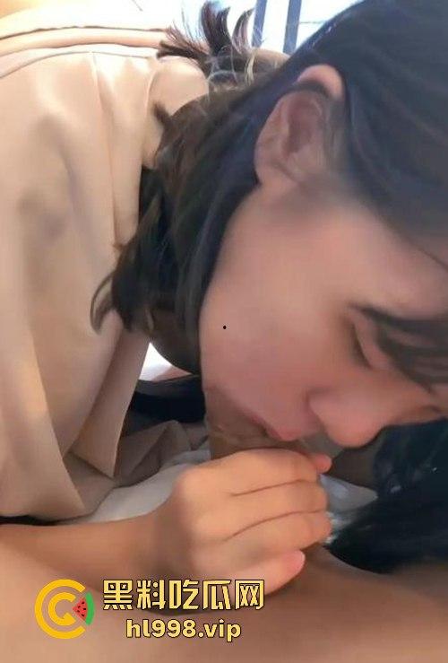 台南应用科技大学00后巨乳反差妹【赵宁】震撼泄密!眼罩手铐激情约啪,结果学长把她当野鸡玩!-6