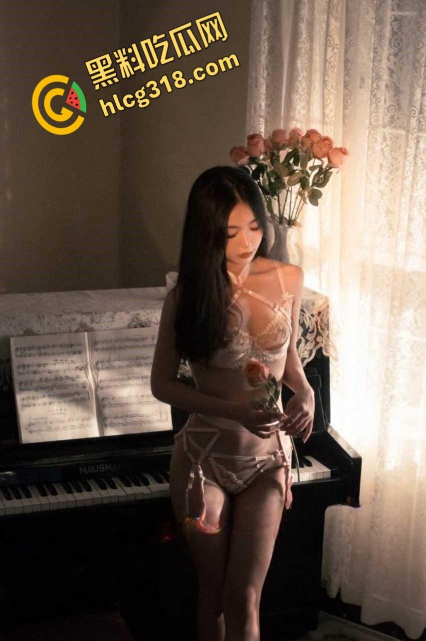 约炮大神【KINGMAST】,酒馆厕所调情后,公园全裸野战骚女,合集献出调教爆操瞬间,简直让人羡慕不已 !-1