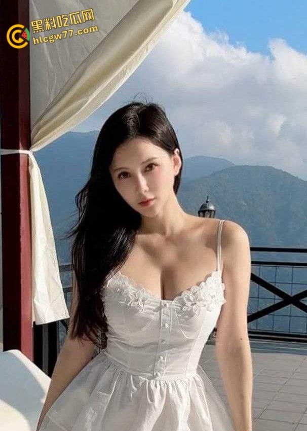 IG女神【杨琪安】私拍曝光!高颜值尤物口交后入被大屌操到浪叫失神!-5