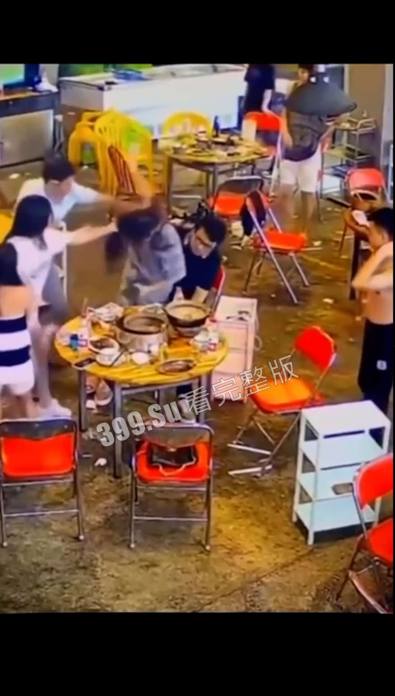 捉奸合集  想当老王就先看看万一被抓到  是什么下场吧-3