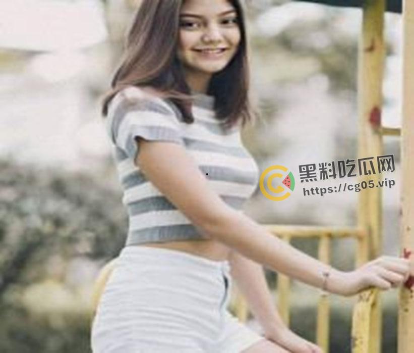 印度淫娃！Tiktok  INS 印度网红 【妮莎】【NishGuragain】和男朋友性爱自拍流出 咖喱味的极品美女-12