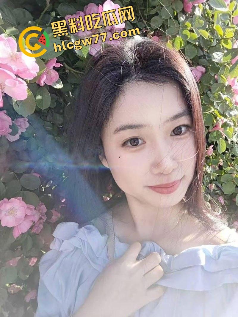 德州学院【祝晓艳】白莲花脸配母狼身,约炮视频被渣男曝光,全裸被掐脖爆操,淫水喷得像开了水龙头!-2