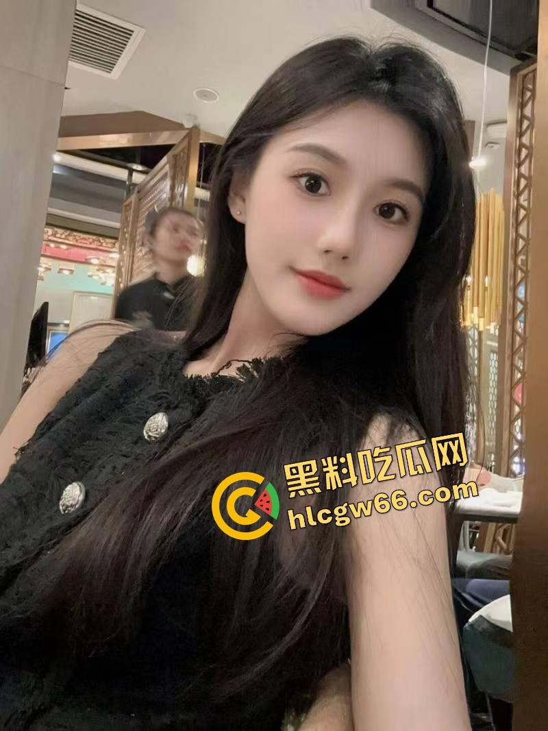 健身教练爆操肥臀女学员,八块腹肌打桩如锤机,床震三十分钟不歇火,操得骚妹尖叫断片!-2