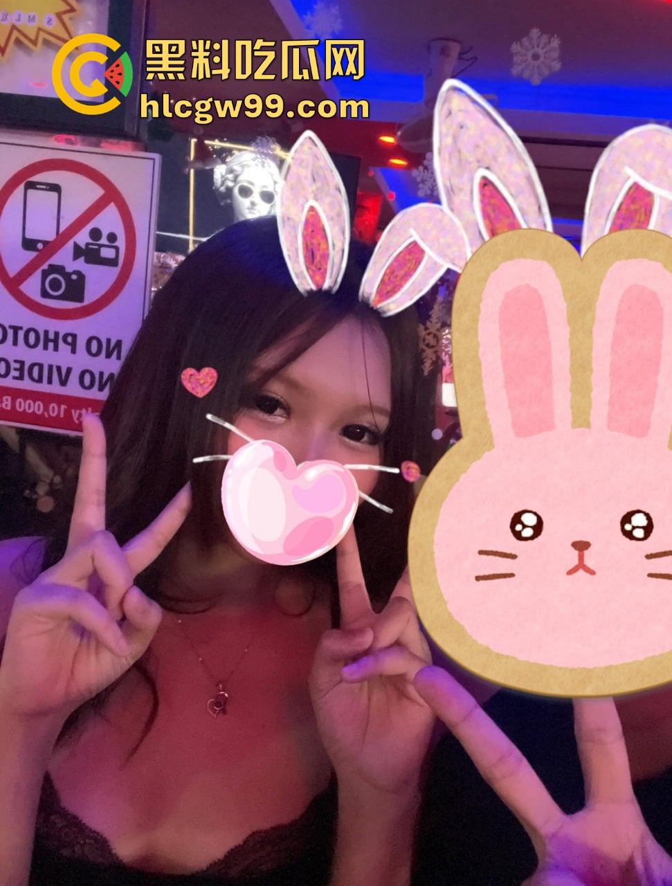 泰国红灯区的美女都快饿死了？少了国人宠爱，只能天天吃洋屌，一点中餐吃不到，摸下面看GG还是MM直接验货！-2