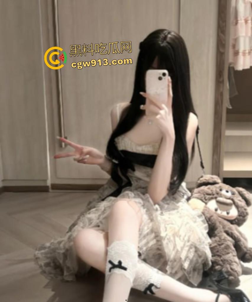 JK装嫩高中学妹【秦艺云】,男友泄露激战片,骚犬口活骑乘全部通,巨乳紧逼被内射,浓精灌满花心!-1