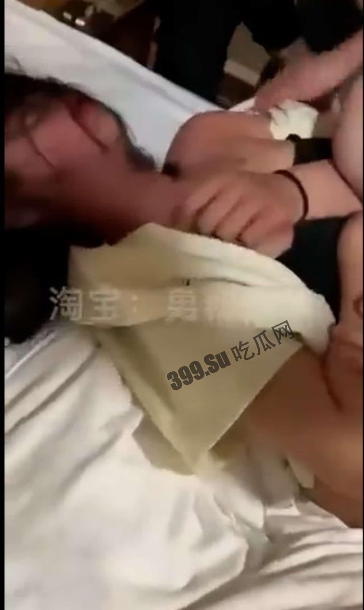 #霸凌合集 #校园 #殴打 #裸体 小孩子下手就是没轻没重的-4