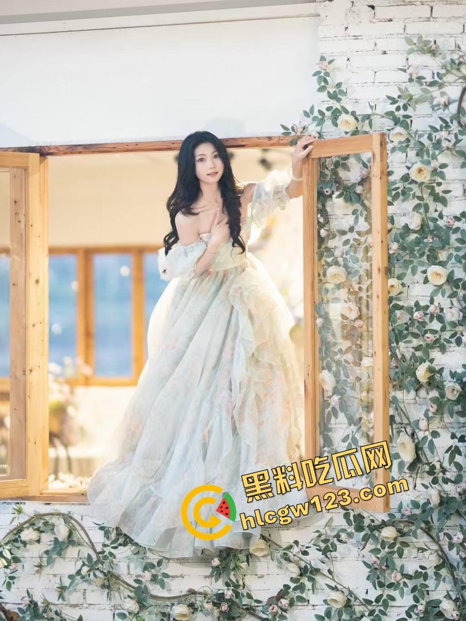 极品颜值情侣私拍视频泄密！超火辣御姐被调教成发情小母狗，筷子美腿蝴蝶逼干到起飞！-2