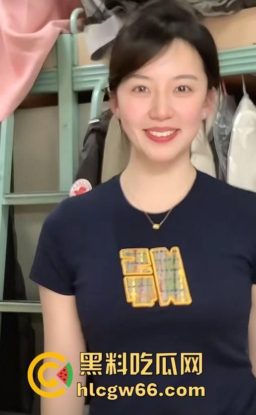 抖音极品巨乳【兔子小笨蛋】清纯甜妹人设彻底崩塌 私下约会榜一金主被曝 十足的巨乳反差母狗!-3