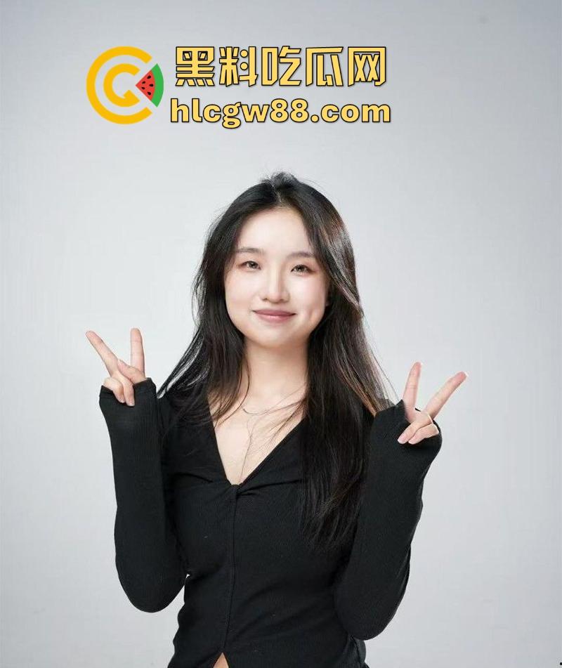 中国传媒大学【白洁】研究生情侣性爱视频曝光 各种舔屌卖骚 无套做爱中出 反差感爆棚!-1