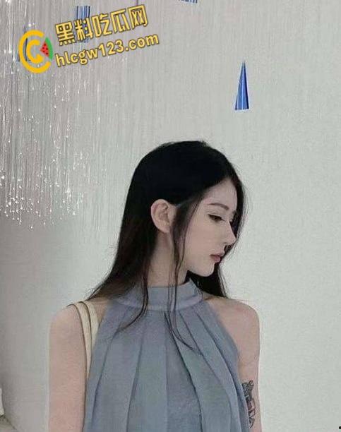 上海名媛【张佳怡】下海爆操,肉感肥臀无套内射,这身材真是极品尤物!-2