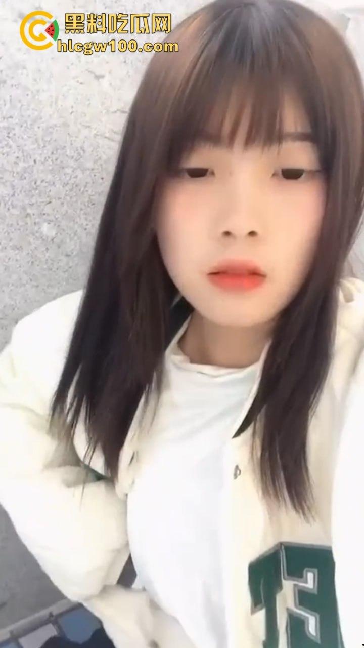 浙江音乐学院双马尾嫩妹【王茉莉】自拍发骚捏奶视频赚钱曝光！清纯颜值极品奶超强反差-2