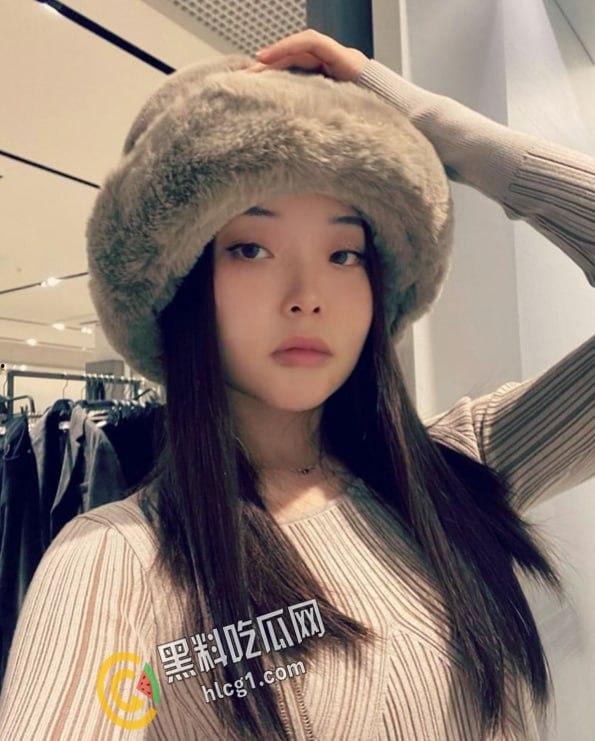 美国加州极品高颜值留学生 泡菜国24岁电竞网红女神 JessicaKim 大尺度自慰自拍视频泄密!-7