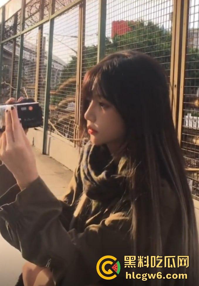 郑州音乐学院颜值天花板【李梓娜 】抖音百万粉网红口爆吞精全记录 小号钓鱼大号清纯 这次翻车兄弟们冲了！-5