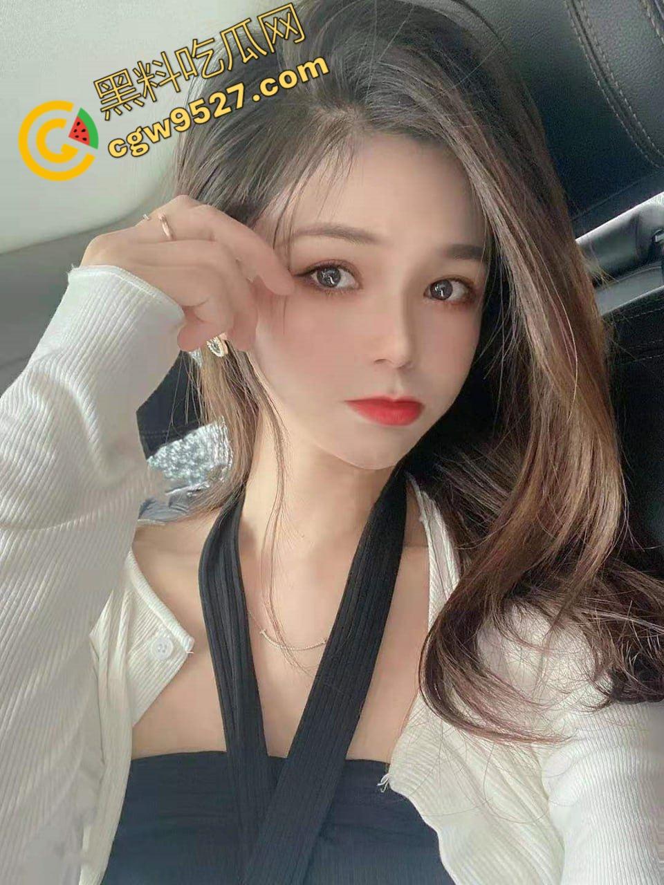 广东省河源市人妻胡玉梅傍大款私密视频流出!贤妻良母与放荡母狗无缝衔接, 身材一流,床上功夫更是了得-5