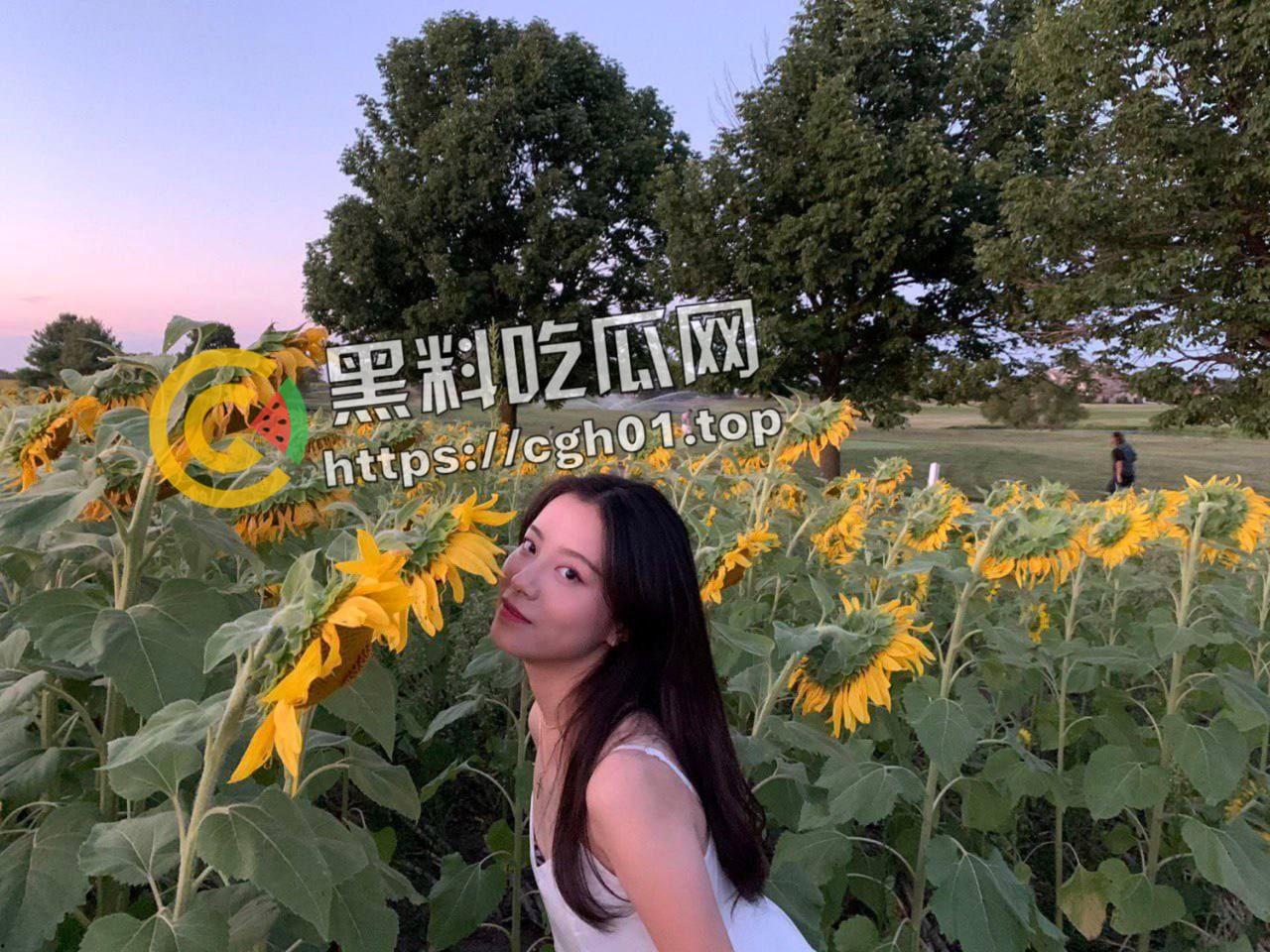 青岛黄岛区舞蹈老师 反差少妇勾引学生男朋友 酒店开房被流出-11