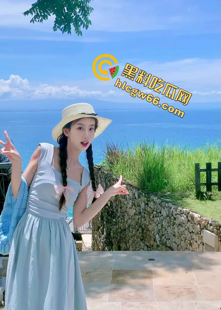 渭南校花『林缪缪』一条狗的自我修养,给金主舔鸡巴舔到呕,被捅完还说谢谢主人的精液!-6