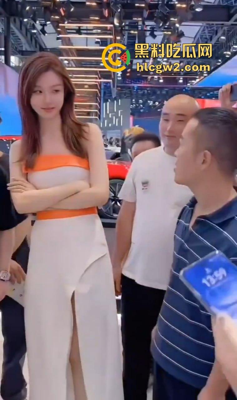 火遍全网的骚眼神大师【条纹哥】封号 一个纯粹色到骨子里的人 低级趣味的神话落幕 纯粹骚气永留人间!-17